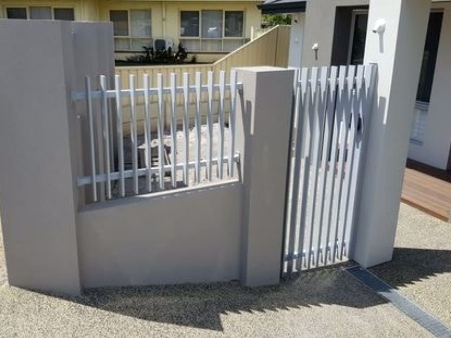 Blade fencing we have installed — Click Fencing