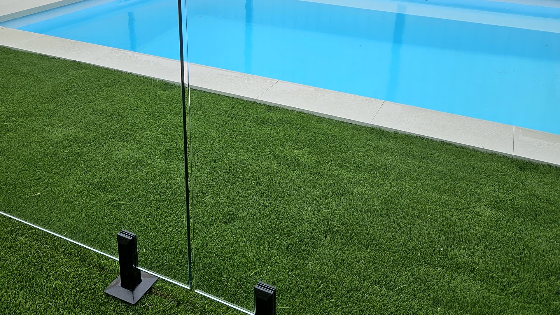 Pool fencing by Click Fencing, Perth
